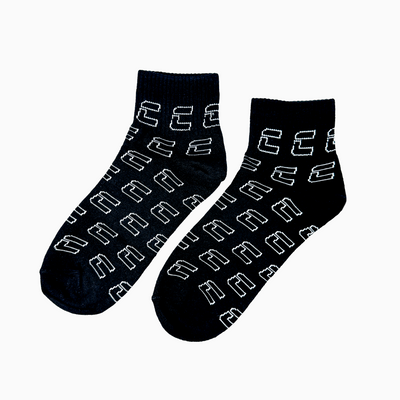 CLUTCHED OUT QTR SOCKS